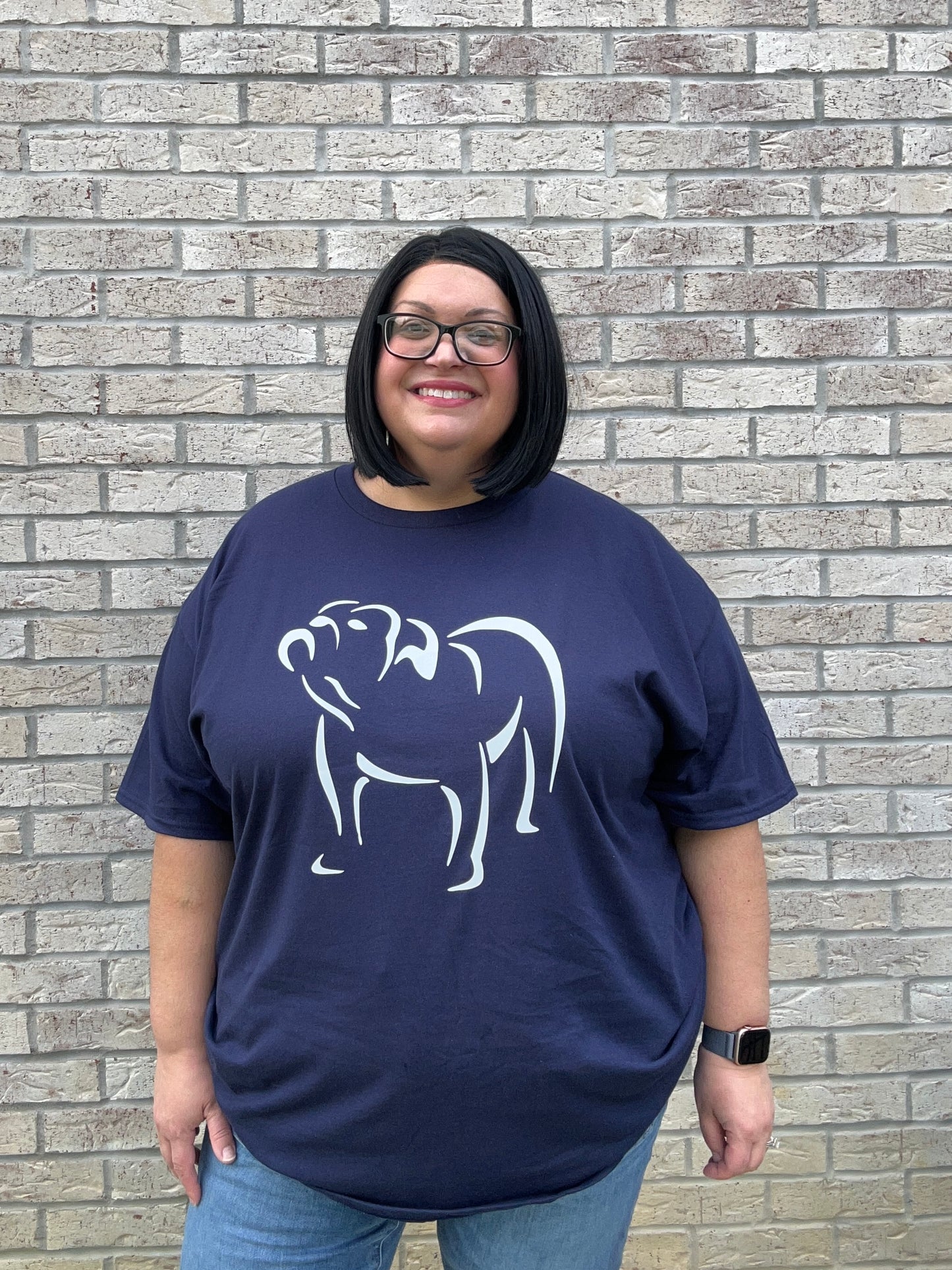 Bulldog graphic tee shirt