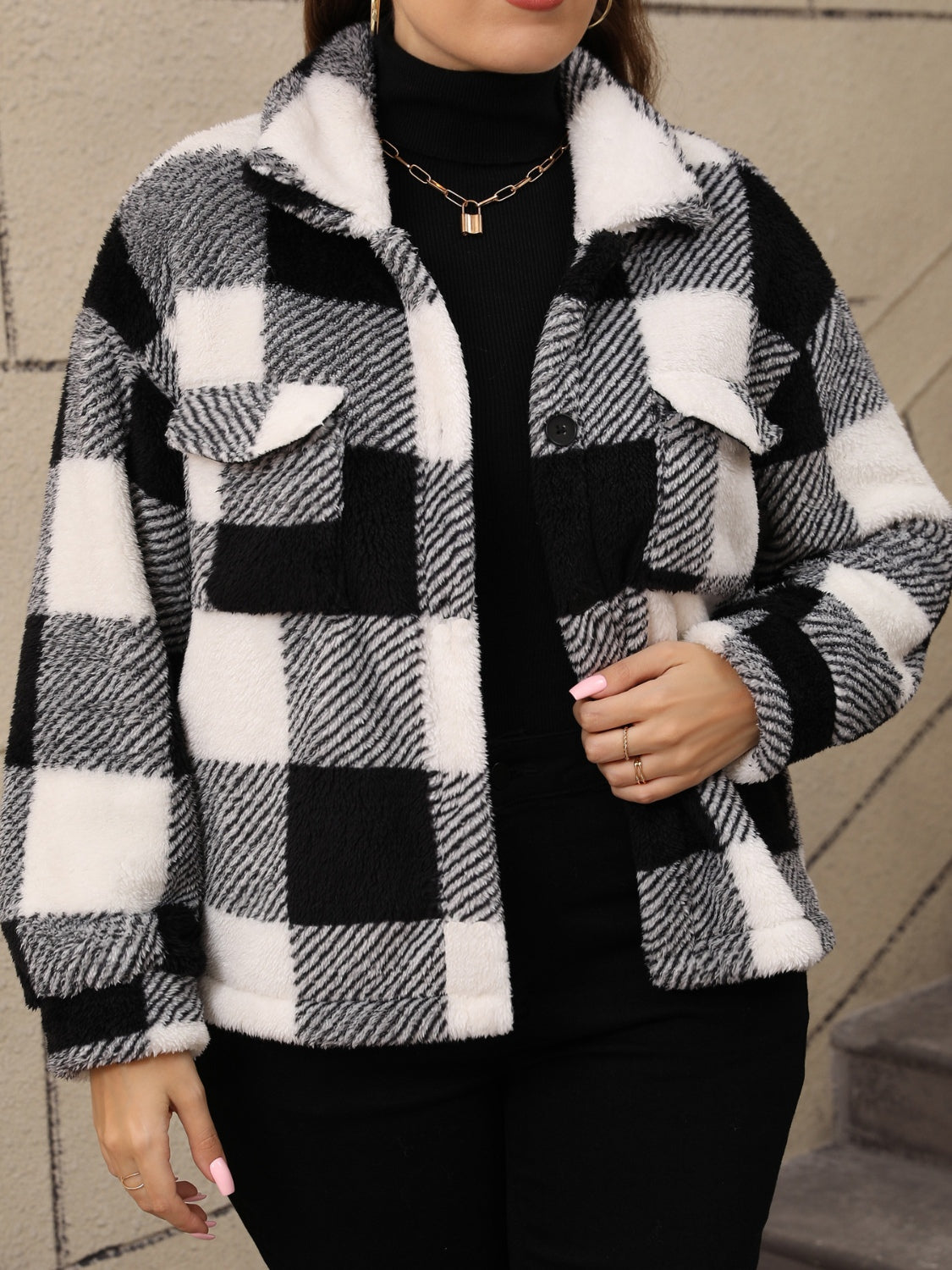 Pocketed Plaid Collared Neck Jacket